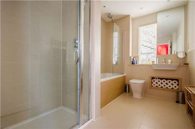  Image of 6 bedroom Detached house for sale in Royal Way Trumpington Cambridge CB2 at Trumpington, CB2 9AW