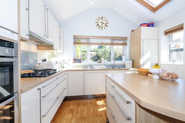  Image of 3 bedroom Semi-Detached house for sale in Rufford Bank Yeadon Leeds LS19 at Yeadon Leeds Yeadon, LS19 7QY