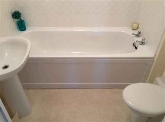  Image of 2 bedroom Flat to rent in Russell Place Bathgate EH48 at Bathgate West Lothian West Lothian, EH48 2GL