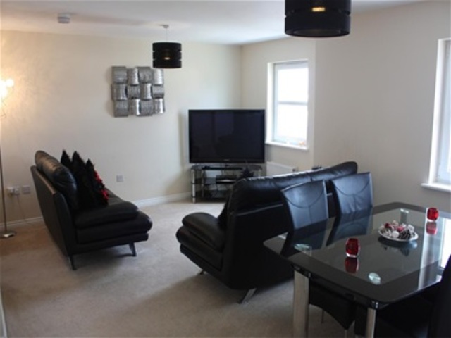  Image of 2 bedroom Flat to rent in Russell Place Bathgate EH48 at Bathgate West Lothian West Lothian, EH48 2GL