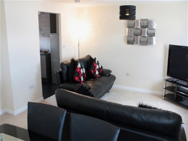  Image of 2 bedroom Flat to rent in Russell Place Bathgate EH48 at Bathgate West Lothian West Lothian, EH48 2GL
