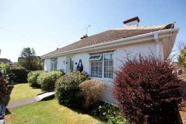 Image of 2 bedroom Detached house for sale in Russell Road Lee-on-the-Solent PO13 at Russell Road  Lee-On-The-Solent, PO13 9HR