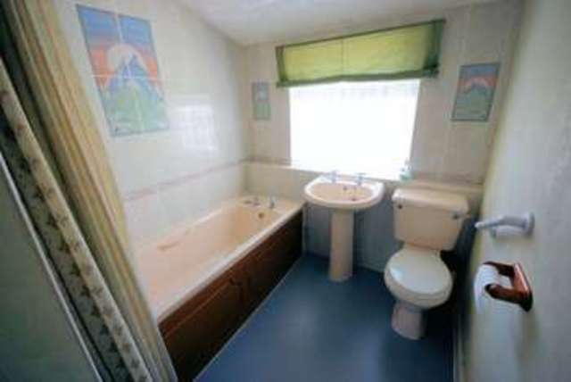 Image of 2 bedroom Detached house for sale in Russell Road Lee-on-the-Solent PO13 at Russell Road  Lee-On-The-Solent, PO13 9HR