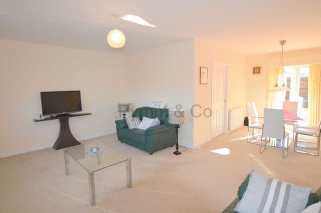  Image of 2 bedroom Detached house for sale in Salhouse Road Hoveton Norwich NR12 at Salhouse Road Hoveton Norwich, NR12 8GP