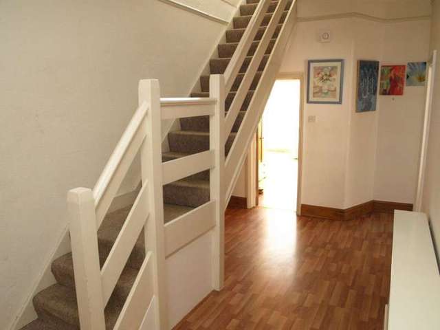  Image of 8 bedroom Detached house for sale in Salisbury Road Farnborough GU14 at Salisbury Road  Farnborough, GU14 7AG