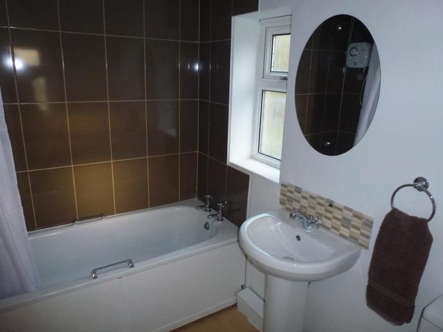  Image of 3 bedroom Semi-Detached house to rent in Salmond Drive Barnham Thetford IP24 at Barnham  Thetford, IP24 2NL