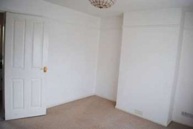  Image of 2 bedroom Detached house to rent in Sambourne Lane Pill Bristol BS20 at Sambourne Lane  Pill, BS20 0DA