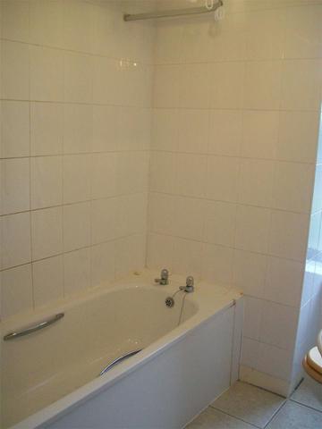  Image of 2 bedroom Flat to rent in Sandeman Street Dundee DD3 at Coldside Dundee Dundee, DD3 7LA