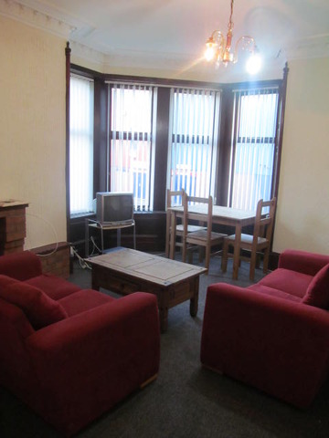  Image of 2 bedroom Flat to rent in Sandeman Street Dundee DD3 at Coldside Dundee Dundee, DD3 7LA