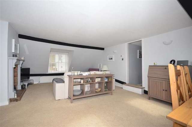  Image of 2 bedroom Apartment for sale in Sandgate High Street Sandgate Folkestone CT20 at Sandgate Folkestone Folkestone, CT20 3AH