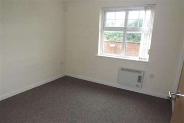  Image of 2 bedroom Flat to rent in Sandiford Square Venables Road Northwich CW9 at Northwich, CW9 5GD
