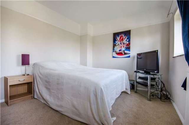  Image of 3 bedroom Semi-Detached house for sale in School Lane Toft Cambridge CB23 at Toft, CB23 2RE