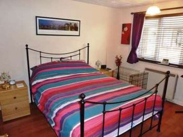  Image of 2 bedroom Flat for sale in Seacroft Esplanade Skegness PE25 at Seacroft Esplanade  Skegness, PE25 3BE