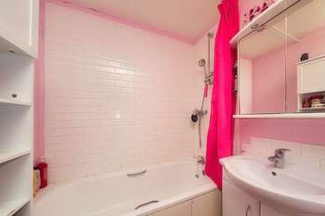  Image of 4 bedroom Detached house for sale in Sefter Road Bognor Regis PO21 at Sefter Road Rose Green Bognor Regis, PO21 3EE