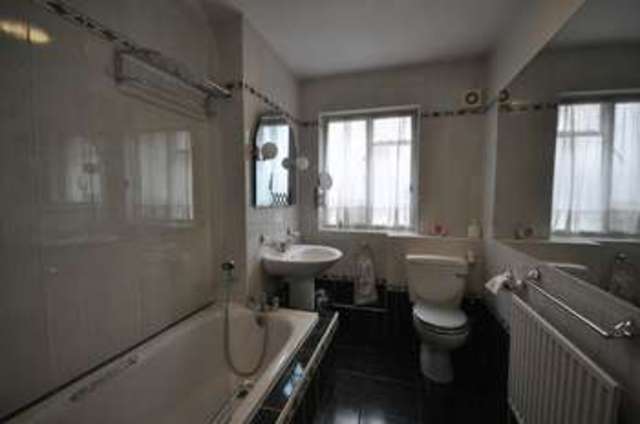  Image of 2 bedroom Flat to rent in Seymour Place London W1H at Seymour Place  London, W1H 2ND