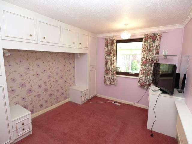  Image of 2 bedroom Bungalow to rent in Shakespeare Way Taverham Norwich NR8 at Shakespeare Way Taverham Norwich, NR8 6SL