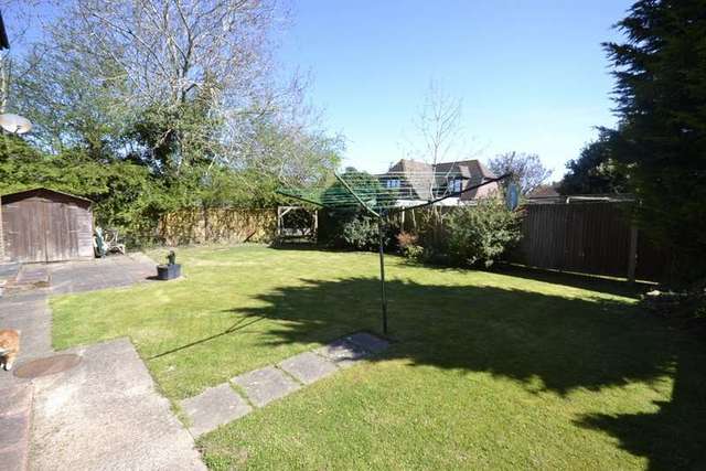  Image of 5 bedroom Detached house for sale in Sheppey Walk Hailsham BN27 at Hailsham, BN27 3BR