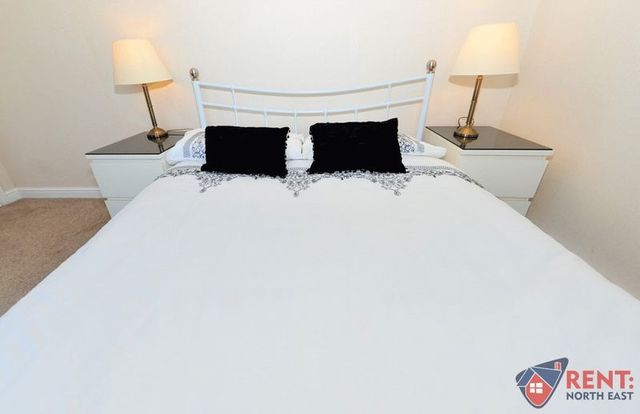  Image of 1 bedroom Flat to rent in Sheraton Gateshead NE10 at Sheraton Array Pelaw, NE10 8JP