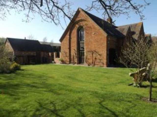  Image of 4 bedroom Detached house for sale in Sheriffs Lench Evesham WR11 at Evesham Worcestershire Lenchwick, WR11 4SN