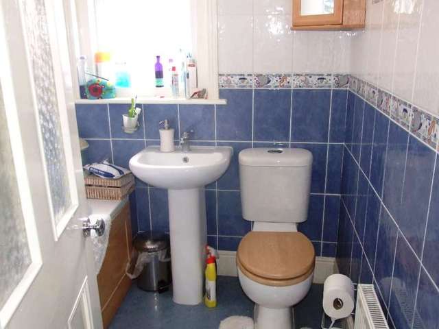  Image of 4 bedroom Semi-Detached house to rent in Arthur Road Shirley Southampton SO15 at Shirley  Southampton, SO15 5DU