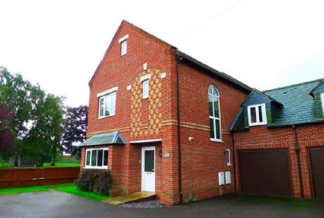  Image of 4 bedroom Detached house to rent in Solomons Lane Shirrell Heath Southampton SO32 at Shirrell Heath Southampton Shirrell Heath, SO32 2HU