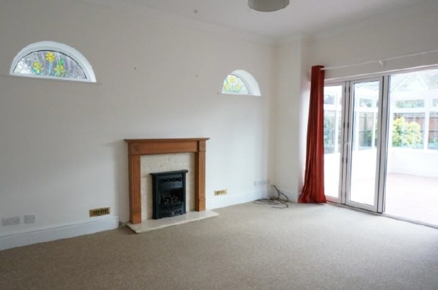  Image of 4 bedroom Detached house to rent in Solomons Lane Shirrell Heath Southampton SO32 at Shirrell Heath Southampton Shirrell Heath, SO32 2HU