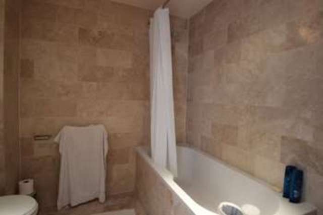  Image of 1 bedroom Flat to rent in Cotton