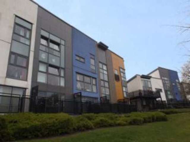  Image of 3 bedroom Town House for sale in Shuna Crescent Glasgow G20 at Ruchill Glasgow Maryhill, G20 9QS
