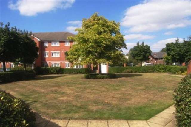  Image of 2 bedroom Flat to rent in Sigrist Square Kingston upon Thames KT2 at Kingston upon Thames, KT2 6JY