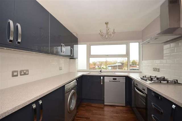  Image of 3 bedroom Flat for sale in Somerhill Road Hove BN3 at Hove East Sussex Hove, BN3 1RL