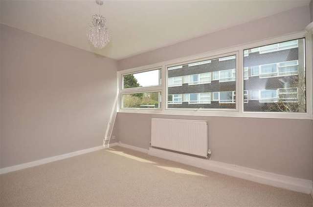  Image of 3 bedroom Flat for sale in Somerhill Road Hove BN3 at Hove East Sussex Hove, BN3 1RL