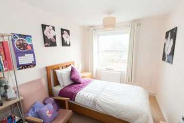  Image of 2 bedroom Flat for sale in Somerstown Chichester PO19 at Somerstown  Chichester, PO19 6AF