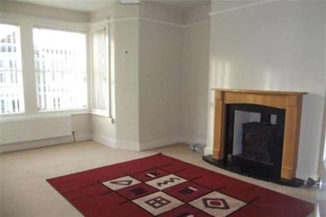  Image of 3 bedroom Flat to rent in Clifton Road Weston-super-Mare BS23 at Weston-super-Mare, BS23 1BP