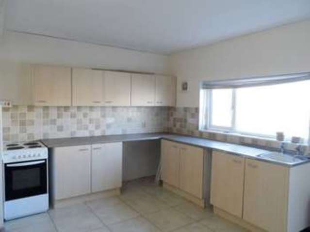  Image of 2 bedroom Flat to rent in Spring Gardens Whitland SA34 at Spring Gardens  Whitland, SA34 0HR