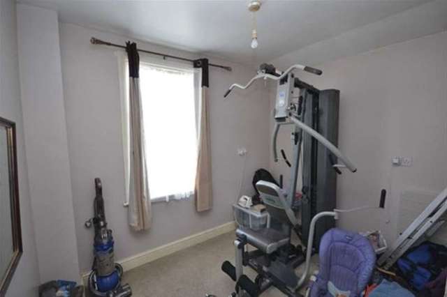  Image of 4 bedroom Terraced house for sale in St. Georges Road London E10 at London, E10 5RQ