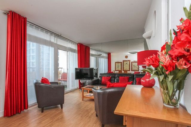  Image of 2 bedroom Flat to rent in St. Giles High Street London WC2H at St Giles High Street Array Shaftesbury Avenue, WC2H 8LW