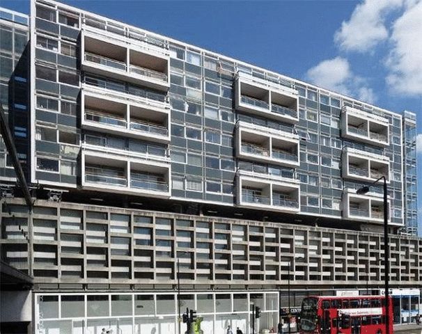  Image of 2 bedroom Flat to rent in St. Giles High Street London WC2H at St Giles High Street Array Shaftesbury Avenue, WC2H 8LW