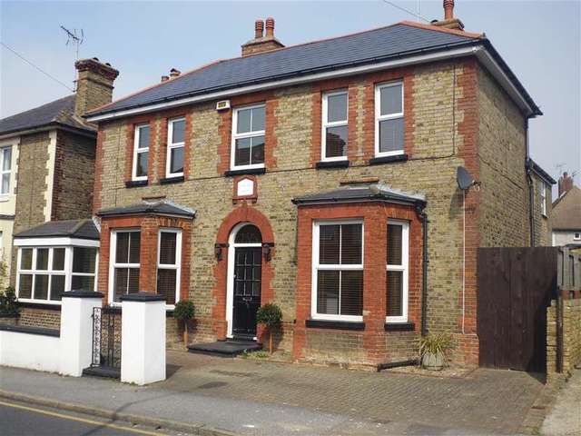  Image of 4 bedroom Detached house for sale in St. Peters Road Margate CT9 at Margate Kent Margate, CT9 1TH