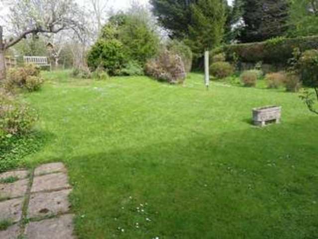  Image of 4 bedroom Detached house for sale in Lady Downe Close Upton St. Leonards Gloucester GL4 at Staites Orchard Upton St Leonards Gloucester, GL4 8BJ