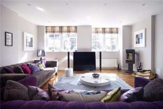  Image of 3 bedroom Semi-Detached house for sale in Chapel Hill Stansted CM24 at Stansted Mountfitchet Essex Stansted Mountfitchet, CM24 8AG