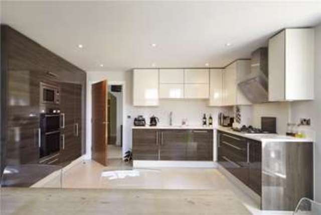  Image of 3 bedroom Semi-Detached house for sale in Chapel Hill Stansted CM24 at Stansted Mountfitchet Essex Stansted Mountfitchet, CM24 8AG