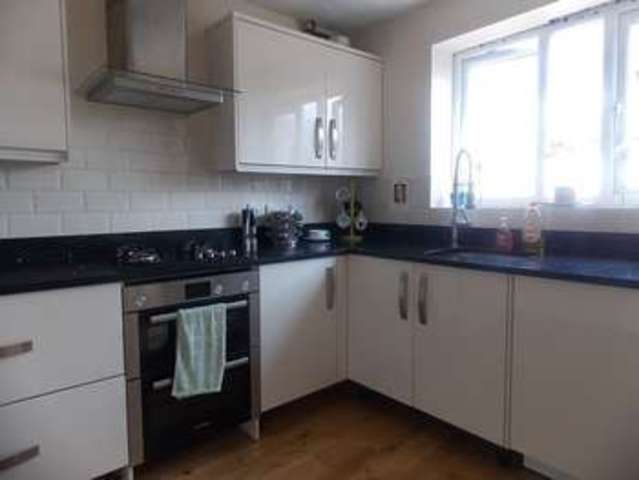  Image of 3 bedroom Semi-Detached house to rent in Stanton Grove Tipton DY4 at Stanton Grove  Tipton, DY4 8GB