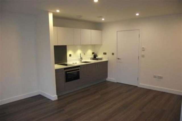  Image of Studio flat to rent in Station Road Cambridge CB1 at Cambridge, CB1 2JW