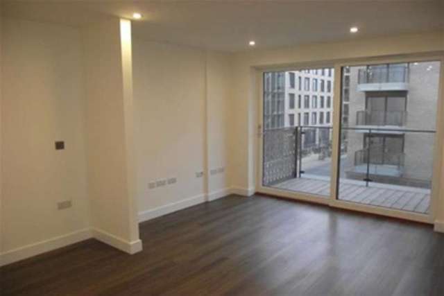  Image of Studio flat to rent in Station Road Cambridge CB1 at Cambridge, CB1 2JW