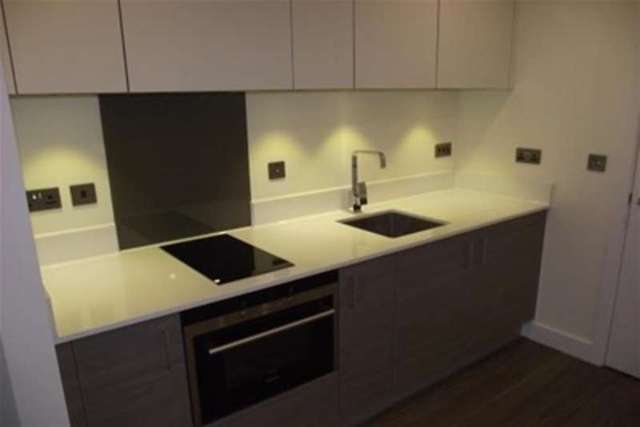  Image of Studio flat to rent in Station Road Cambridge CB1 at Cambridge, CB1 2JW
