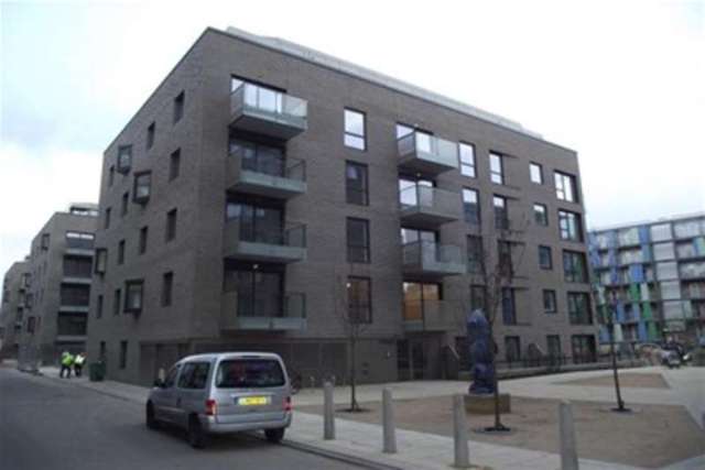  Image of Studio flat to rent in Station Road Cambridge CB1 at Cambridge, CB1 2JW