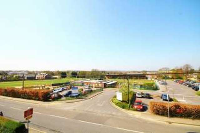  Image of 2 bedroom Flat for sale in Station Road Billingshurst RH14 at Station Road  Billingshurst, RH14 9RU