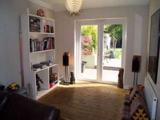  Image of 3 bedroom Detached house to rent in Station Road Frimley Camberley GU16 at Frimley Camberley Frimley, GU16 7HF