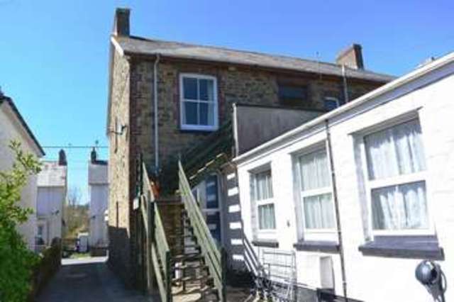  Image of 2 bedroom Flat to rent in Station Road St. Blazey Par PL24 at Station Road St. Blazey Par, PL24 2LZ
