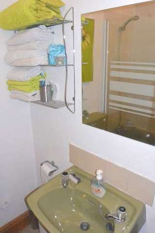  Image of 2 bedroom Flat to rent in Station Road St. Blazey Par PL24 at Station Road St. Blazey Par, PL24 2LZ